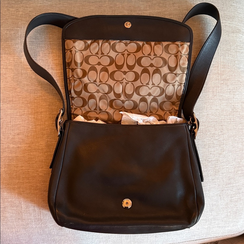 Coach Classic Black Leather Bag